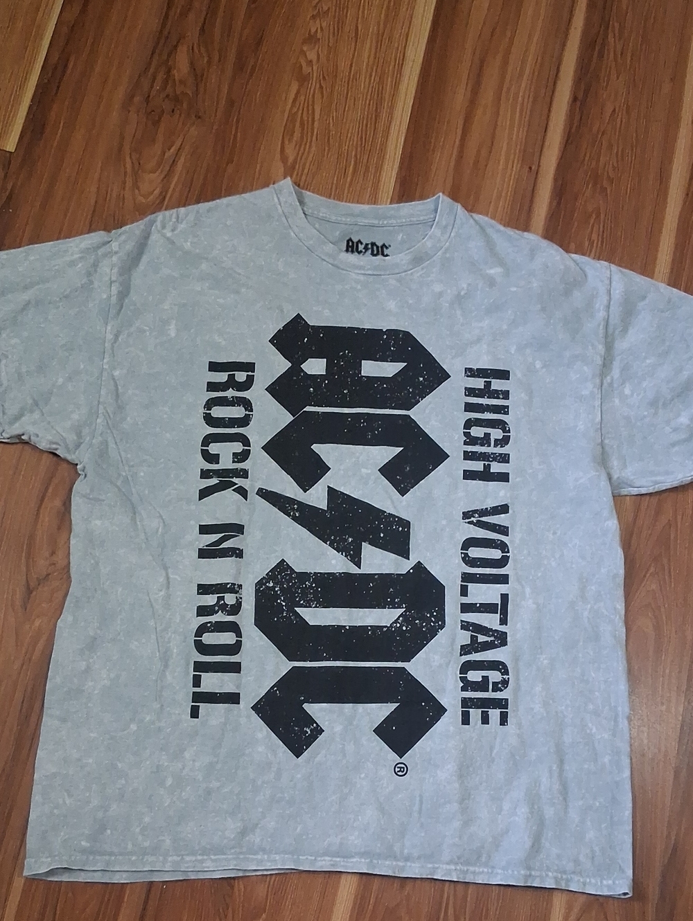 AC/DC High Voltage Gray Graphic Band Tee